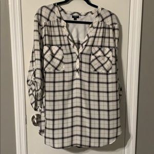 Pretty plaid Harper top